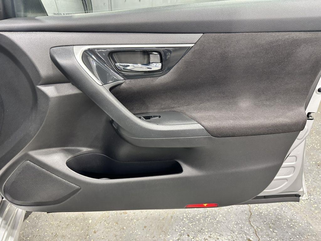 Nissan Altima 2.5 S 2013