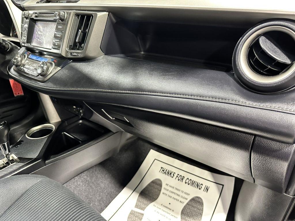 Toyota RAV4 XLE AWD 2015