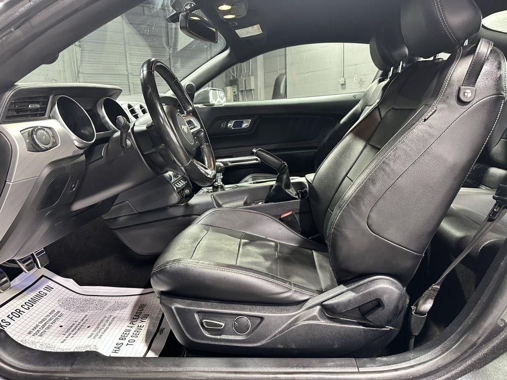 Ford Mustang EcoBoost Premium Coupe 2018
