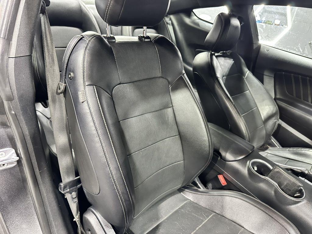 Ford Mustang EcoBoost Premium Coupe 2018