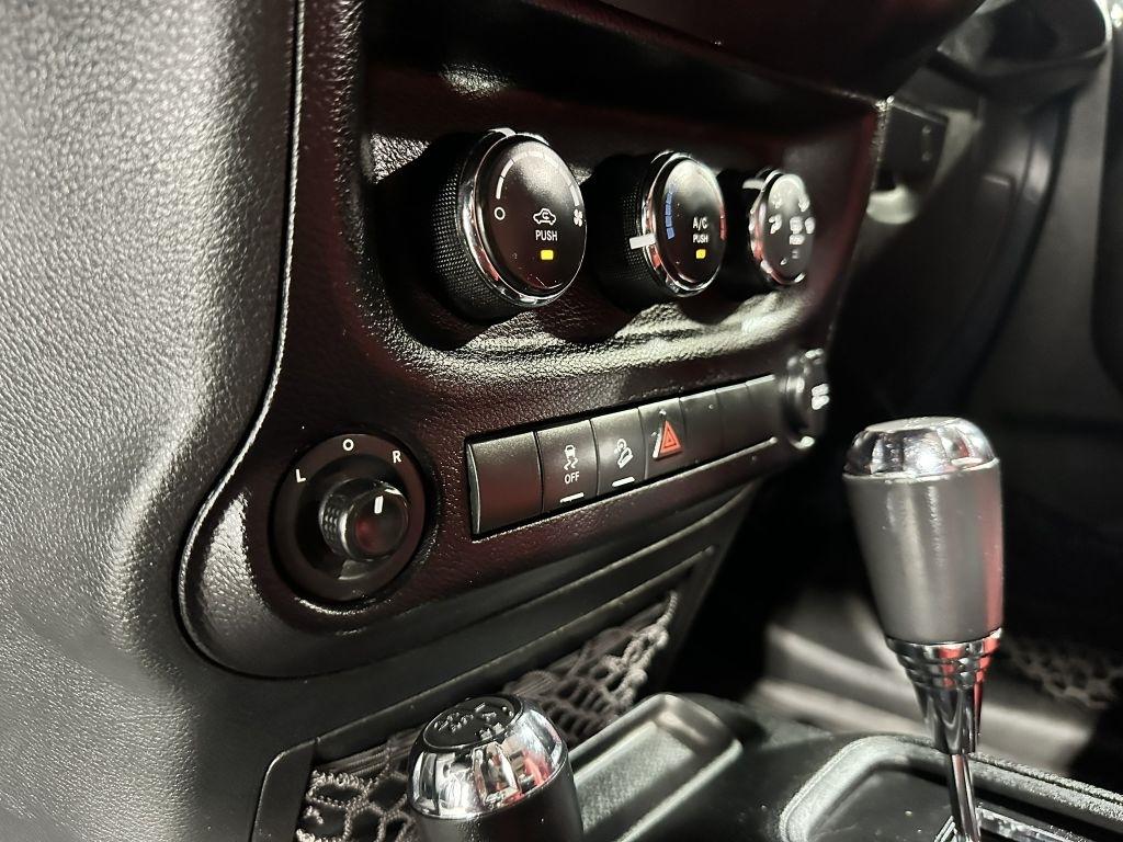 Jeep Wrangler Unlimited Sport 4WD 2016