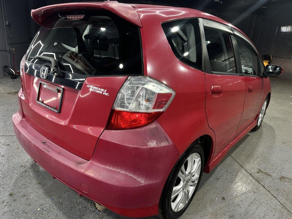 Honda Fit Sport 5-Speed AT 2010