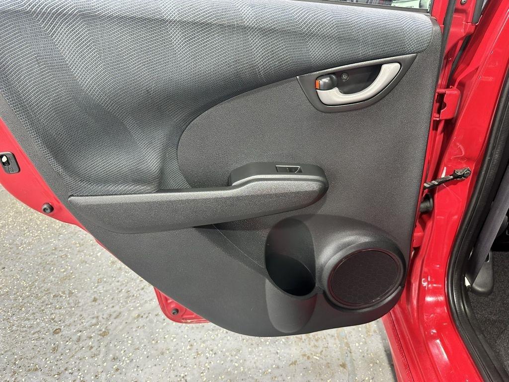 Honda Fit Sport 5-Speed AT 2010