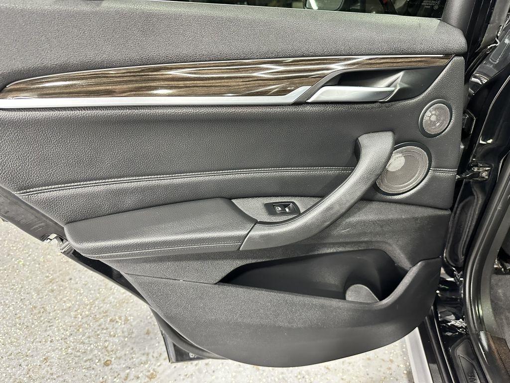 BMW X1 xDrive28i 2016