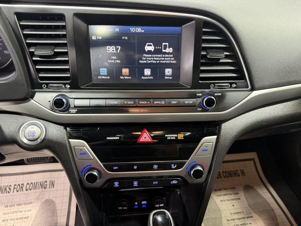 Hyundai Elantra Value Edition 6A 2017