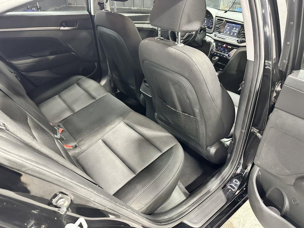 Hyundai Elantra Value Edition 6A 2017
