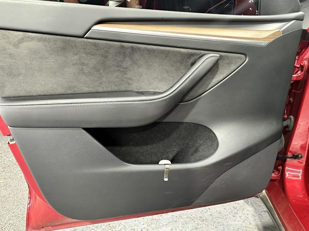 Tesla Model Y Long Range AWD 2023