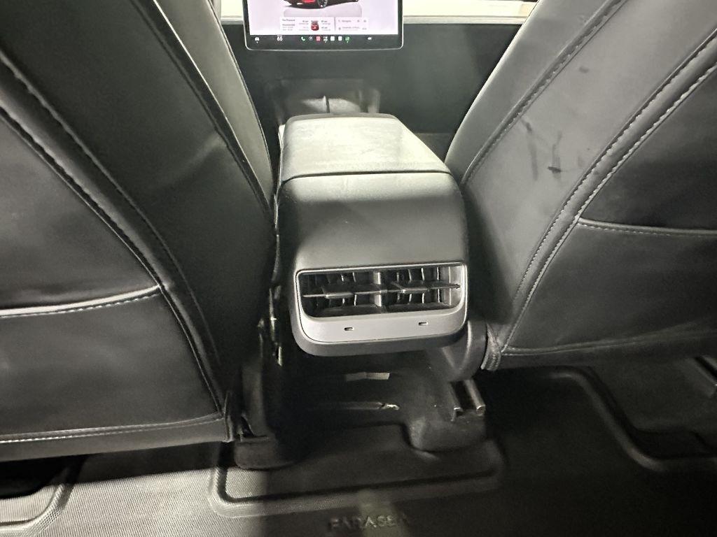 Tesla Model Y Long Range AWD 2023
