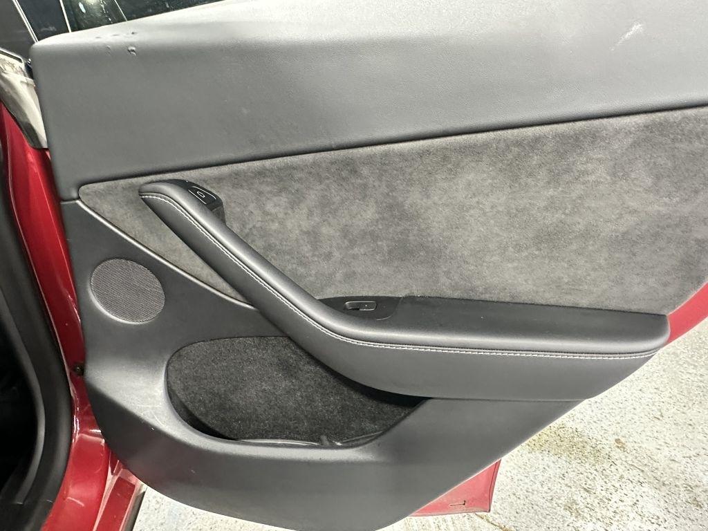 Tesla Model Y Long Range AWD 2023