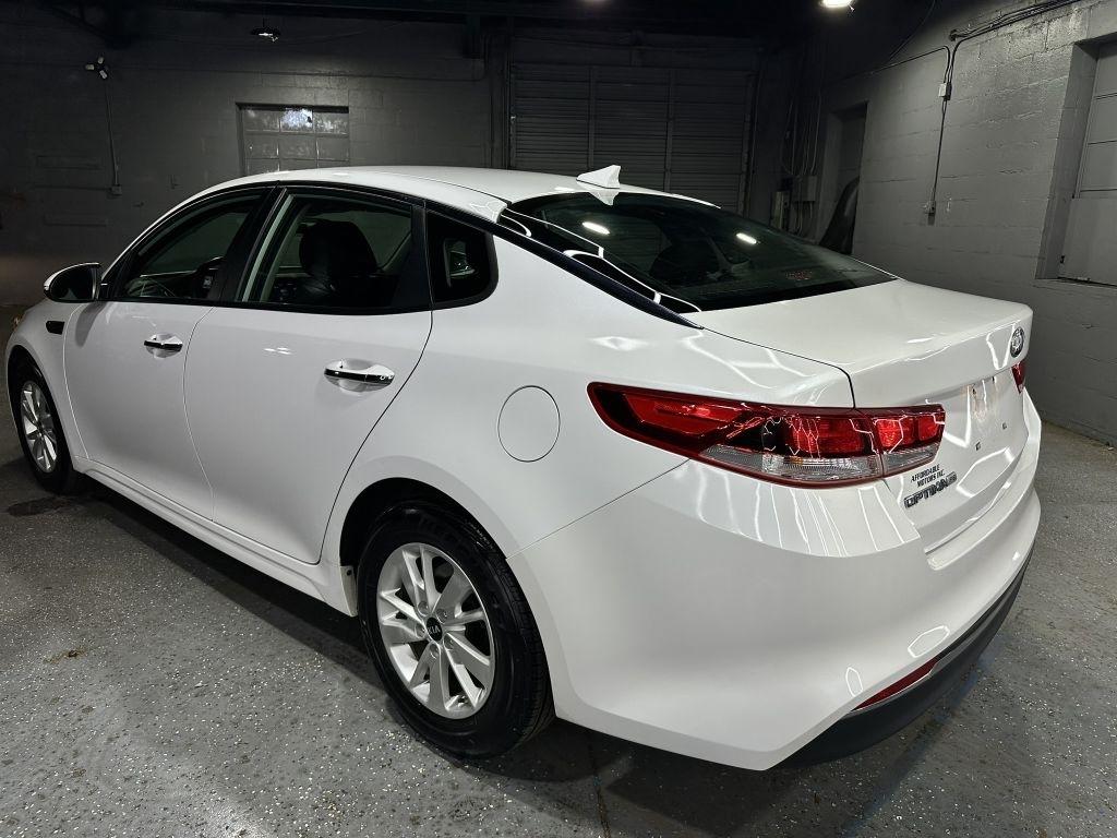 Kia Optima LX 2020