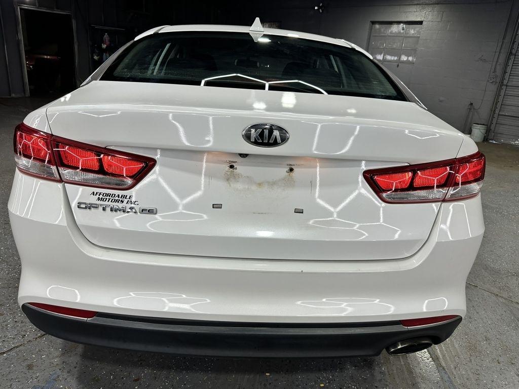 Kia Optima LX 2020