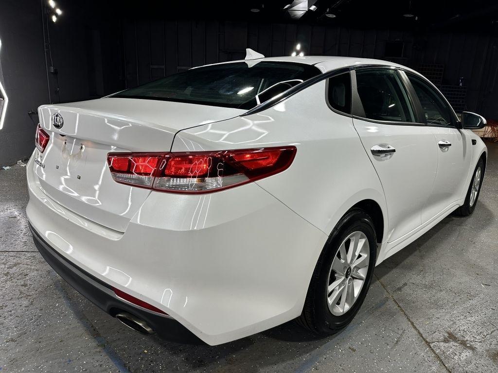 Kia Optima LX 2020