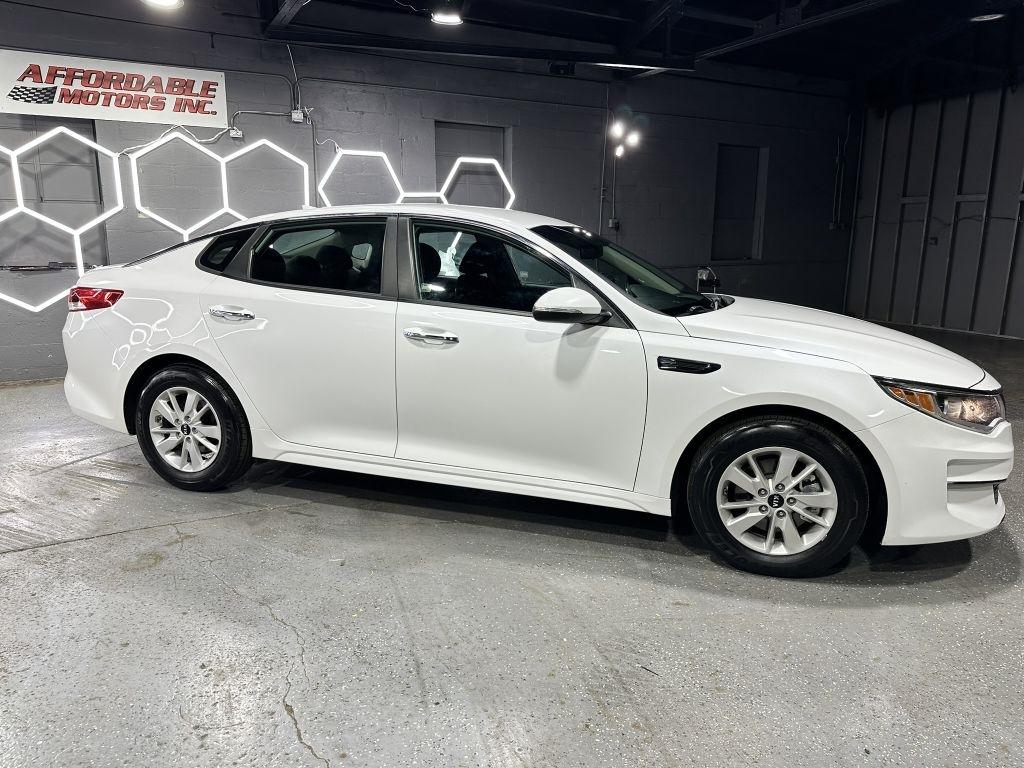 Kia Optima LX 2020