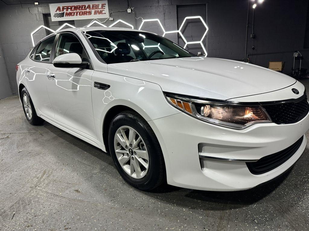 Kia Optima LX 2020