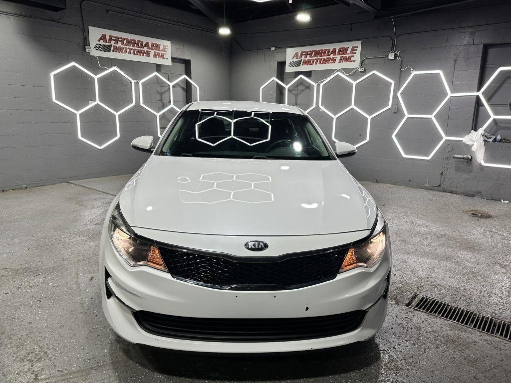 Kia Optima LX 2020