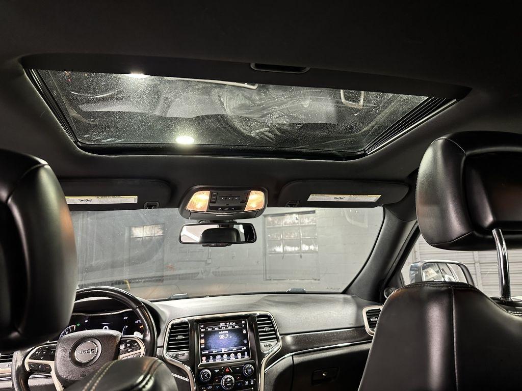 Jeep Grand Cherokee Limited 4WD 2015