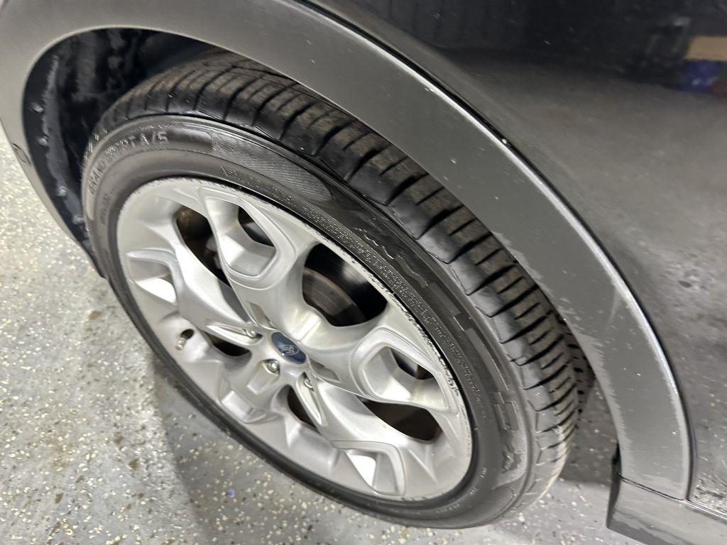 Ford Escape Titanium FWD 2013