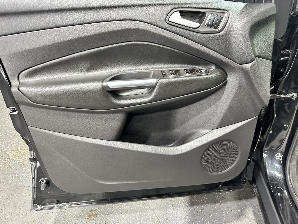 Ford Escape Titanium FWD 2013