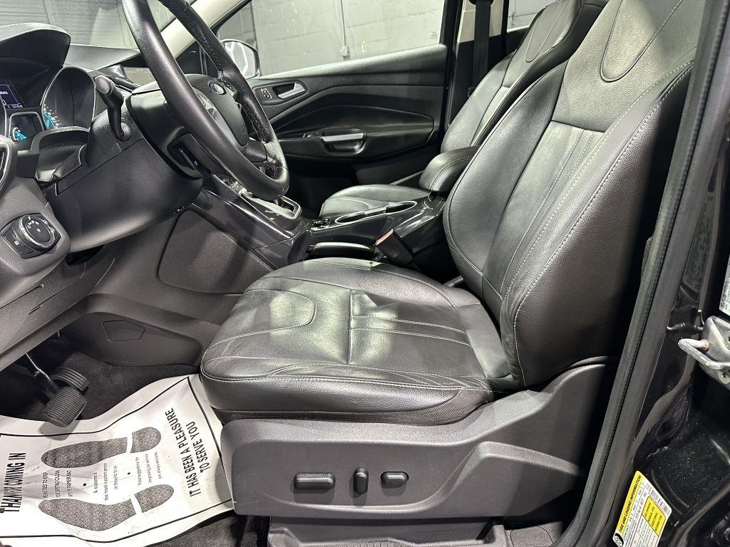 Ford Escape Titanium FWD 2013
