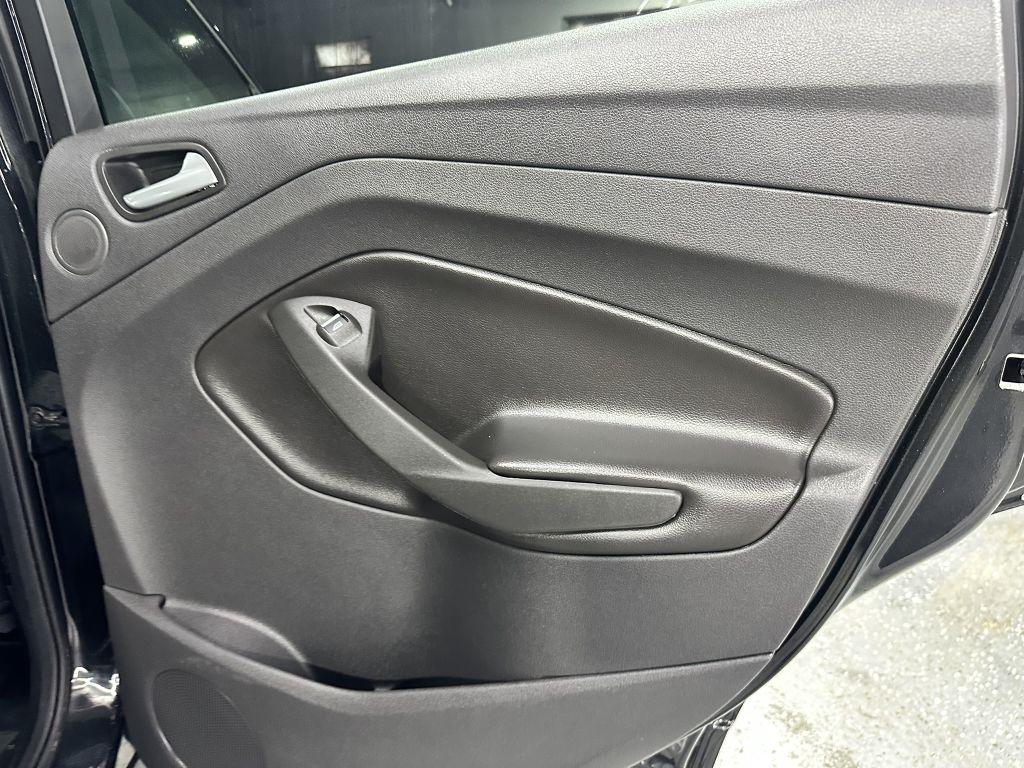 Ford Escape Titanium FWD 2013