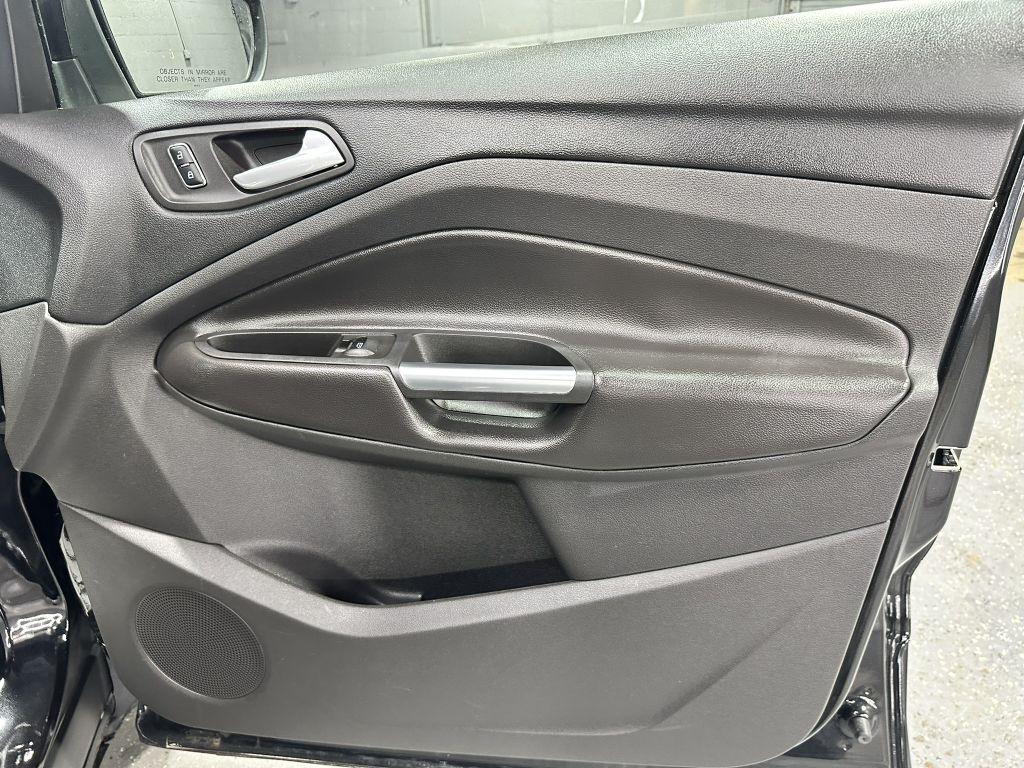 Ford Escape Titanium FWD 2013