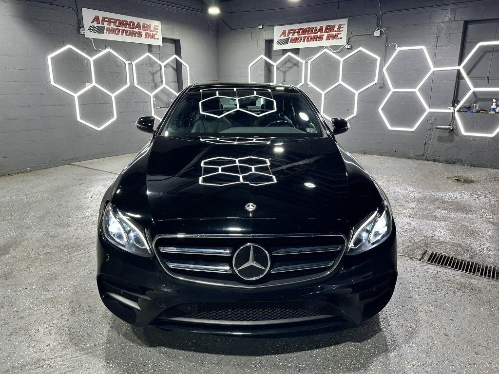Mercedes-Benz E-Class E300 Luxury 4MATIC Sedan 2019
