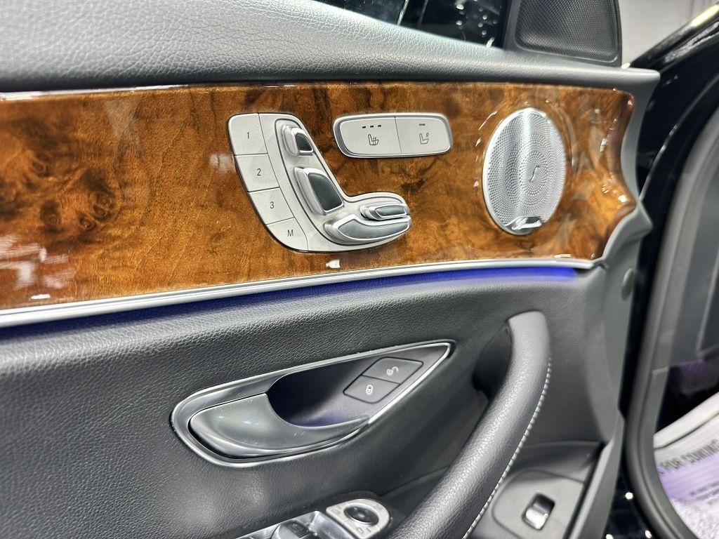 Mercedes-Benz E-Class E300 Luxury 4MATIC Sedan 2019