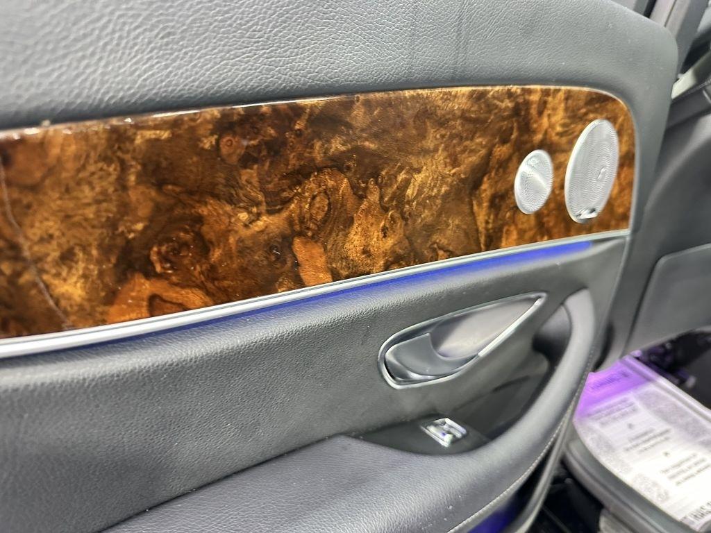Mercedes-Benz E-Class E300 Luxury 4MATIC Sedan 2019