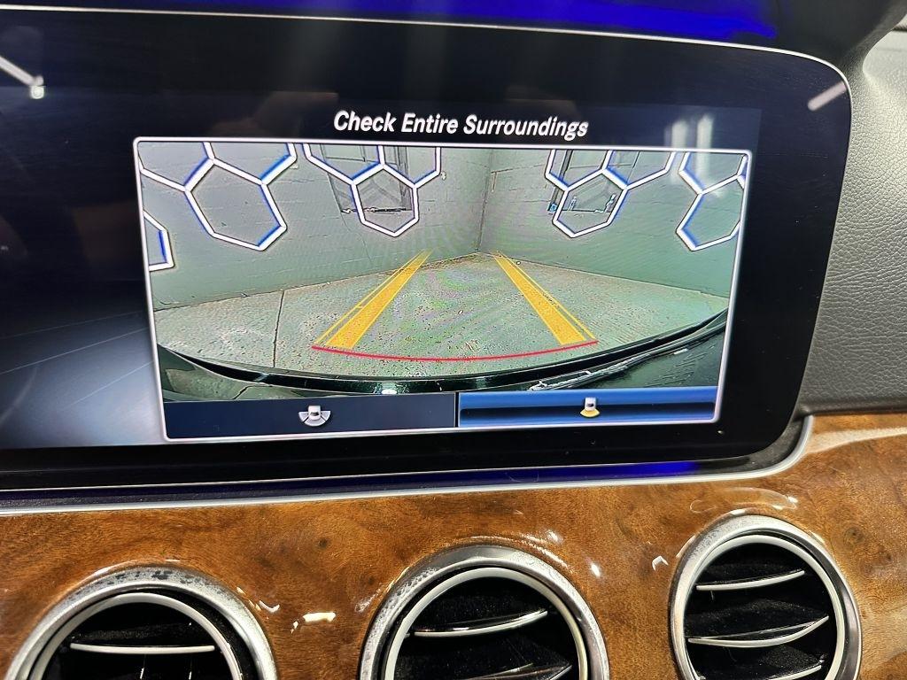 Mercedes-Benz E-Class E300 Luxury 4MATIC Sedan 2019