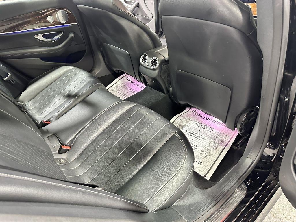 Mercedes-Benz E-Class E300 Luxury 4MATIC Sedan 2019