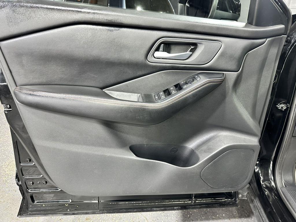 Nissan Rogue SV AWD 2025