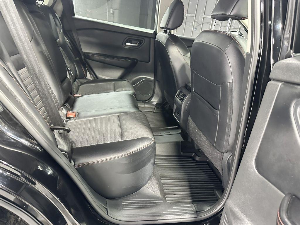 Nissan Rogue SV AWD 2025