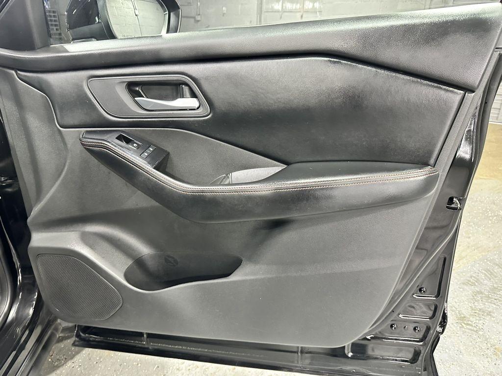 Nissan Rogue SV AWD 2025