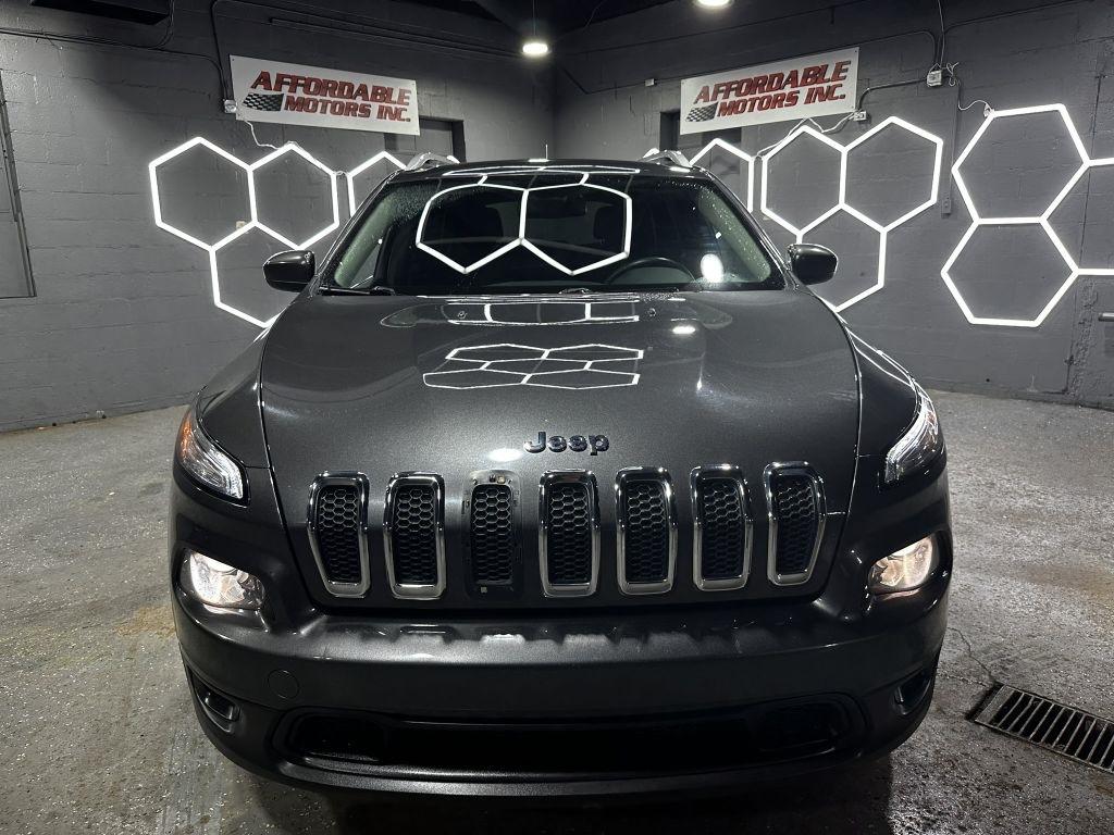 Jeep Cherokee Latitude FWD 2015