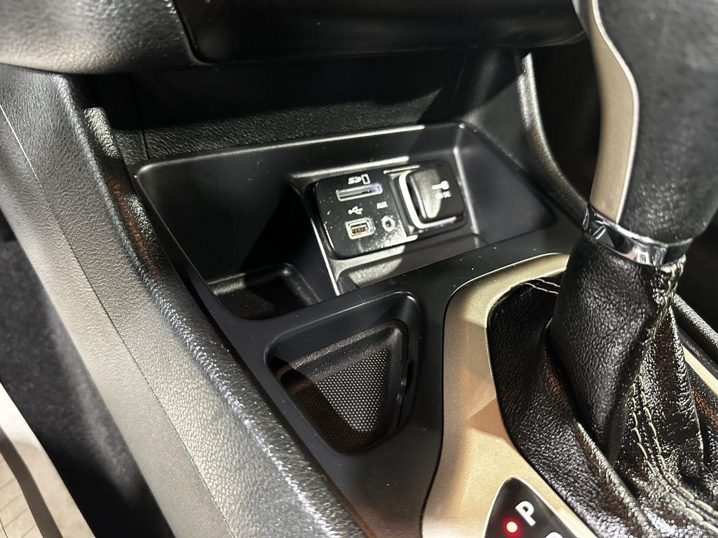 Jeep Cherokee Latitude FWD 2015