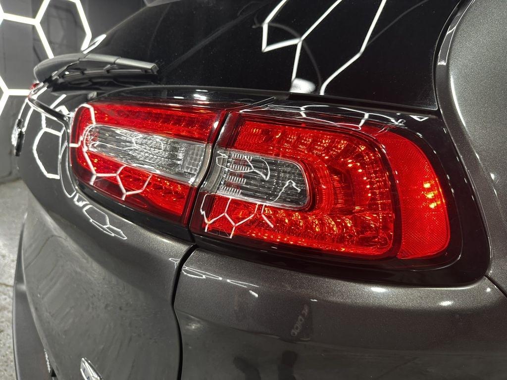 Jeep Cherokee Latitude FWD 2015