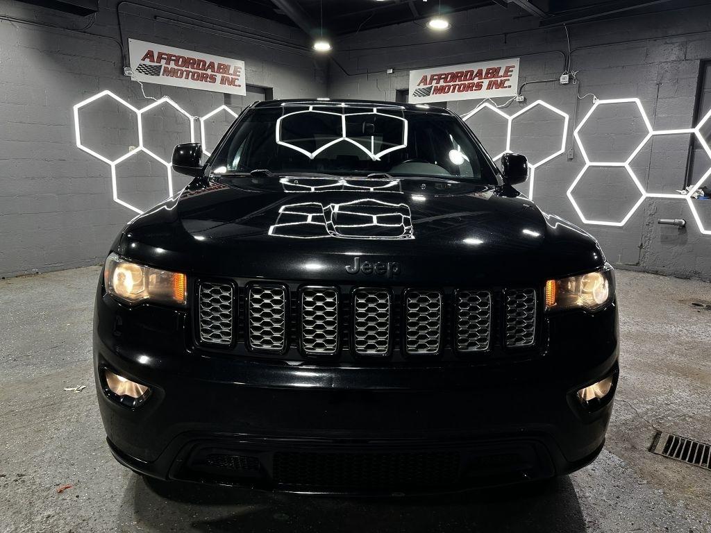 Jeep Grand Cherokee Laredo 4WD 2018
