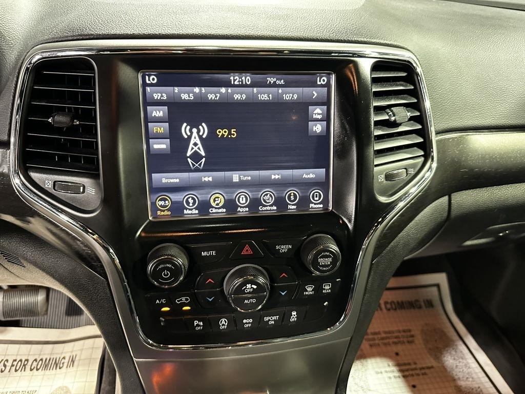 Jeep Grand Cherokee Laredo 4WD 2018