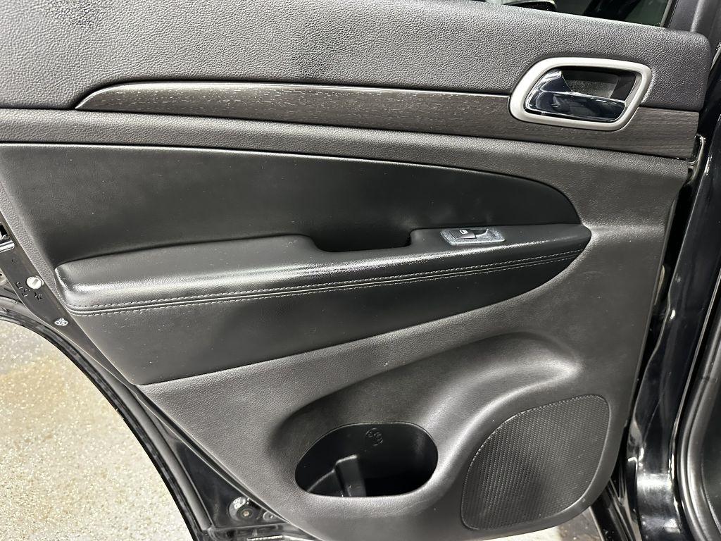 Jeep Grand Cherokee Laredo 4WD 2018