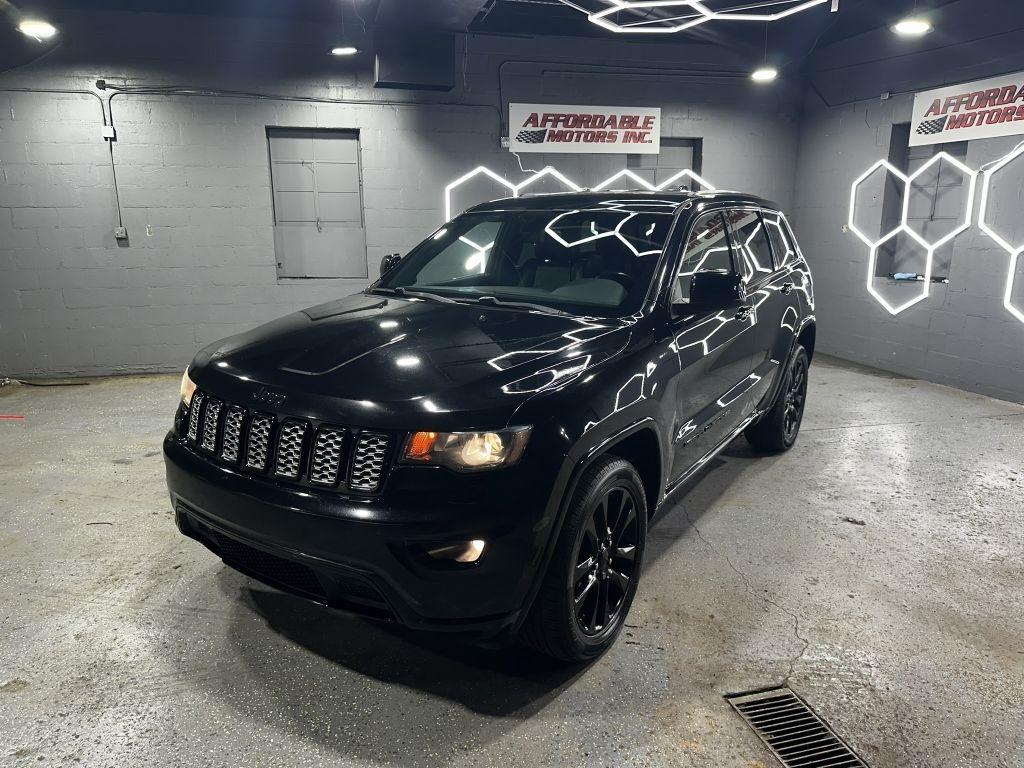 Jeep Grand Cherokee Laredo 4WD 2018