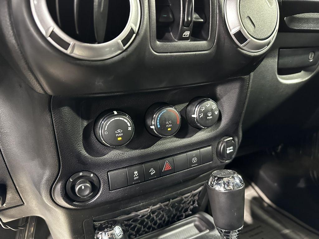 Jeep Wrangler Unlimited Rubicon 4WD 2014