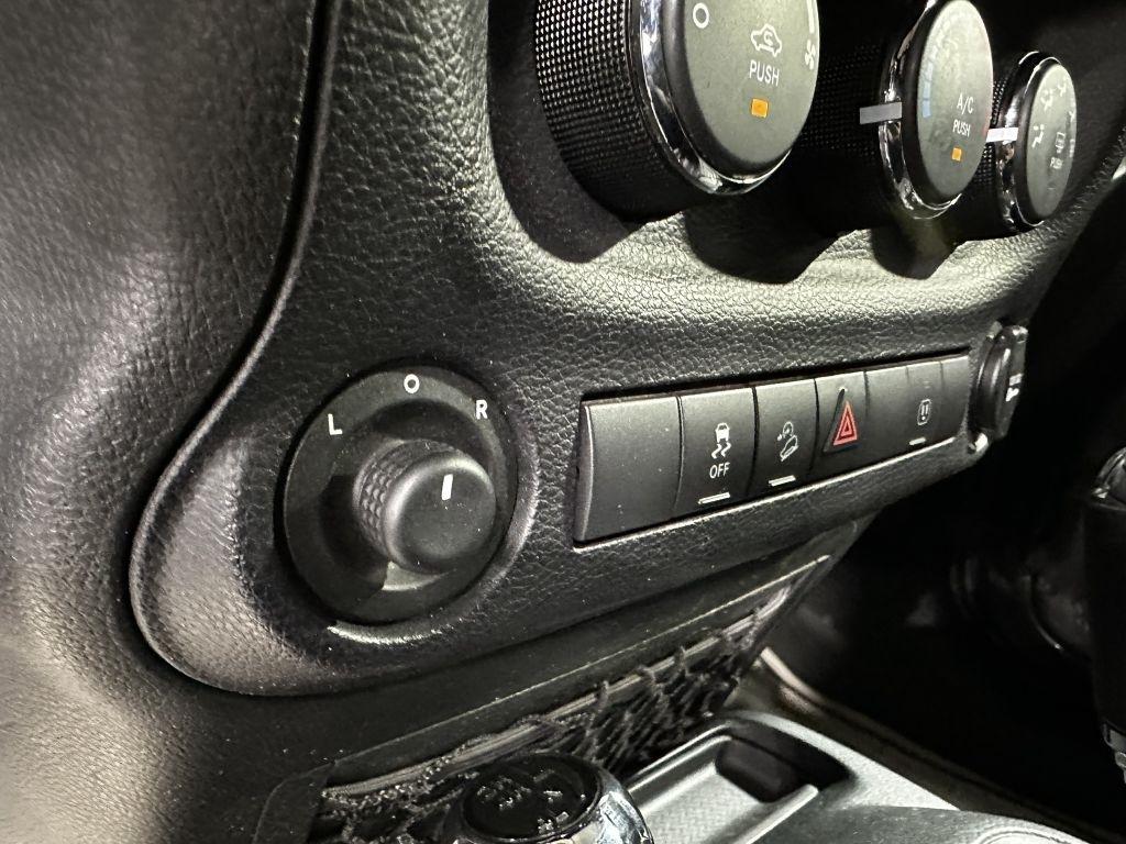 Jeep Wrangler Unlimited Rubicon 4WD 2014