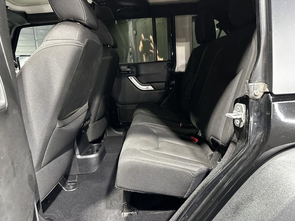 Jeep Wrangler Unlimited Rubicon 4WD 2014