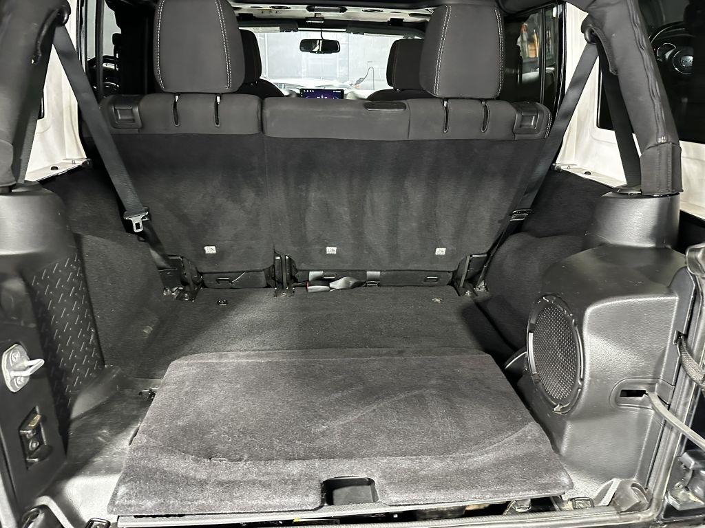 Jeep Wrangler Unlimited Rubicon 4WD 2014