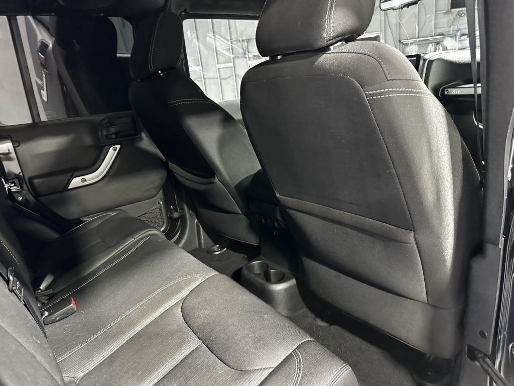 Jeep Wrangler Unlimited Rubicon 4WD 2014
