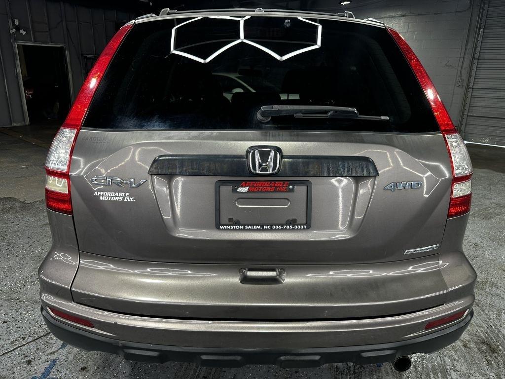 Honda CR-V SE 4WD 5-Speed AT 2011