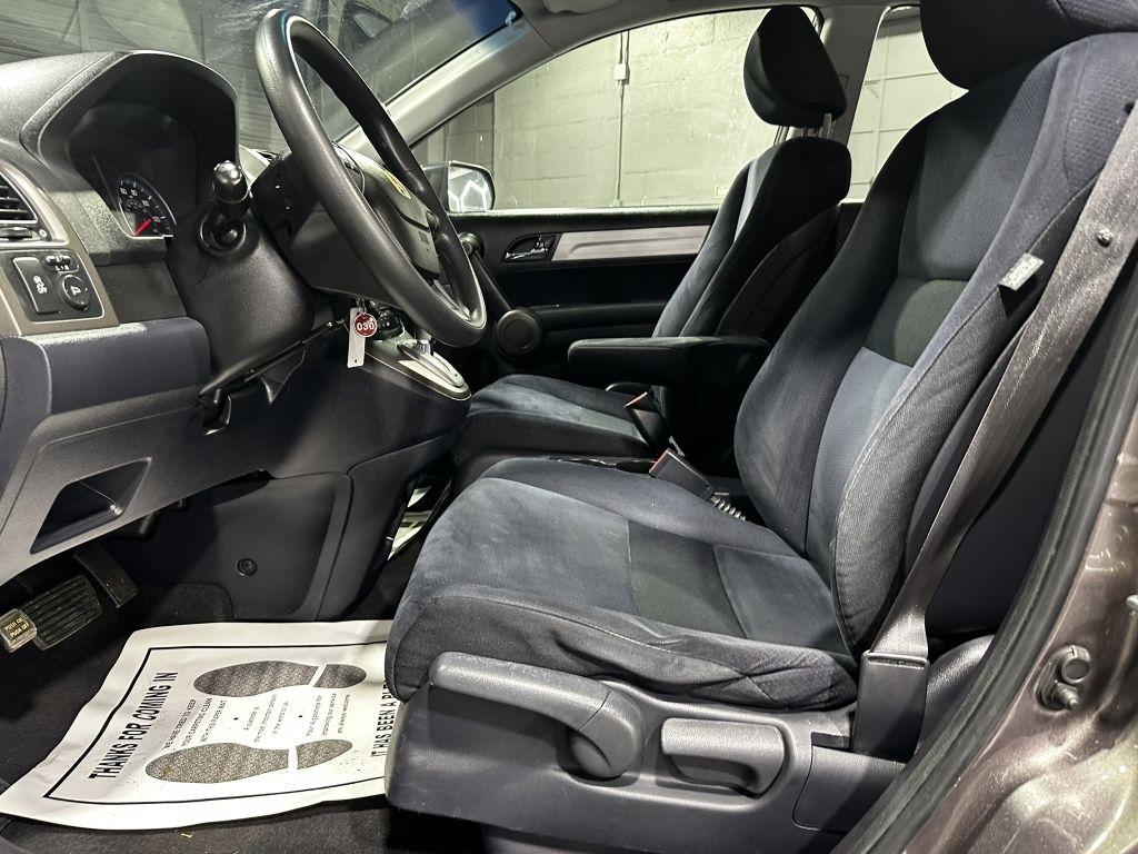 Honda CR-V SE 4WD 5-Speed AT 2011