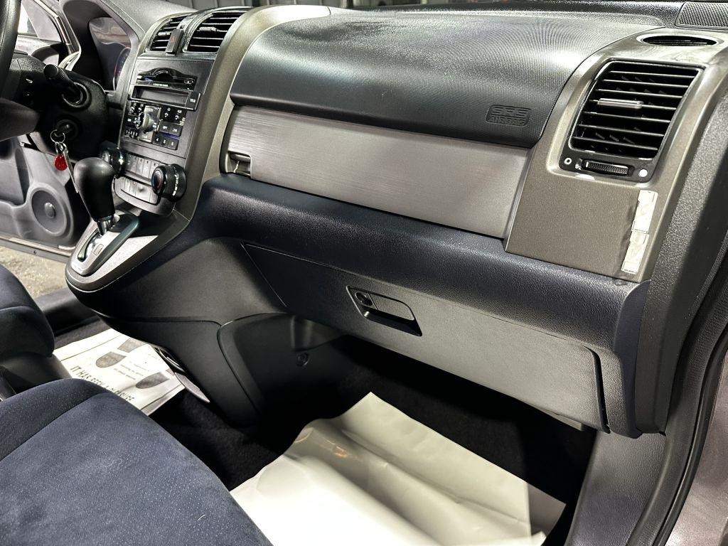Honda CR-V SE 4WD 5-Speed AT 2011