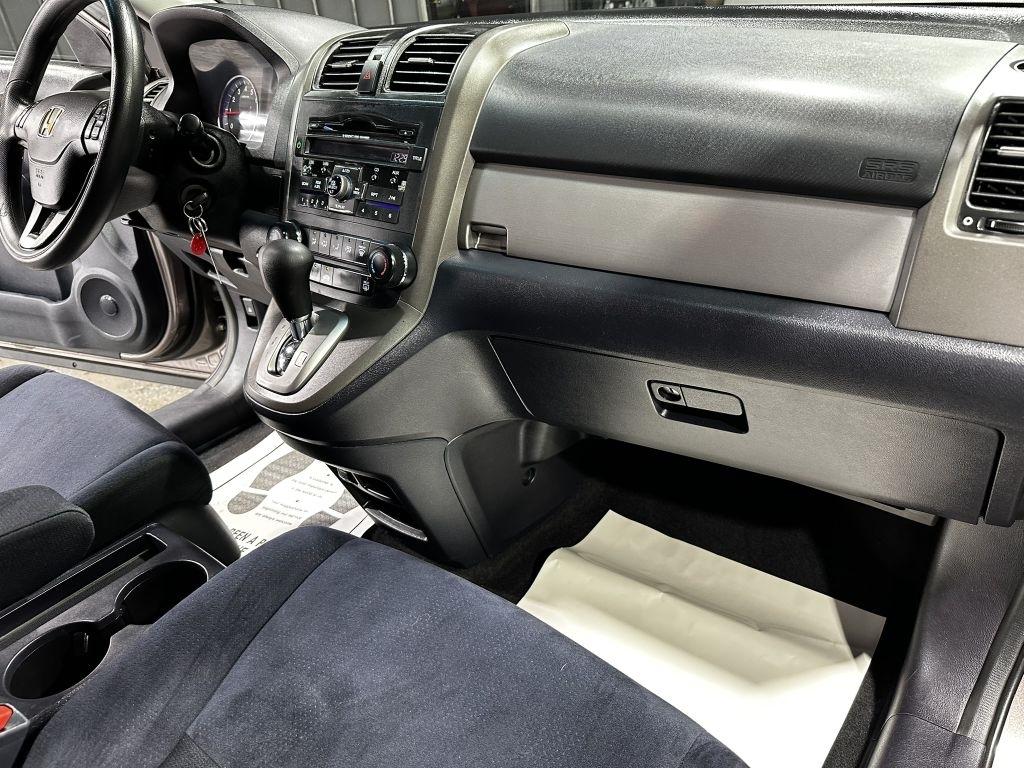 Honda CR-V SE 4WD 5-Speed AT 2011