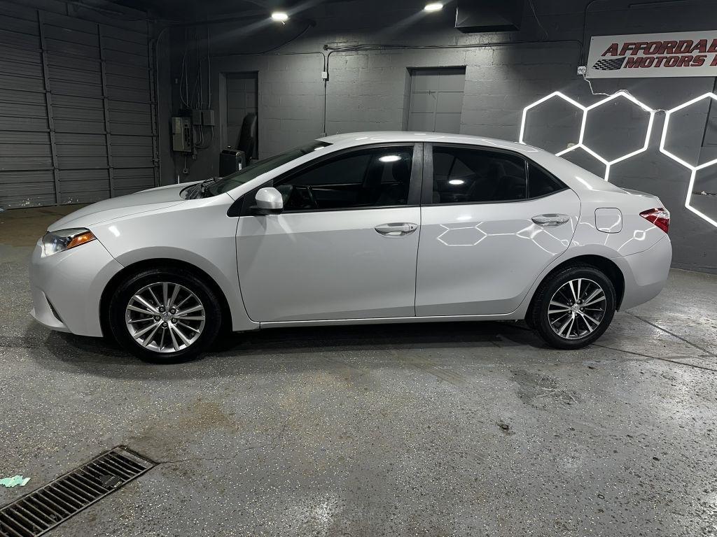 Toyota Corolla LE CVT 2016